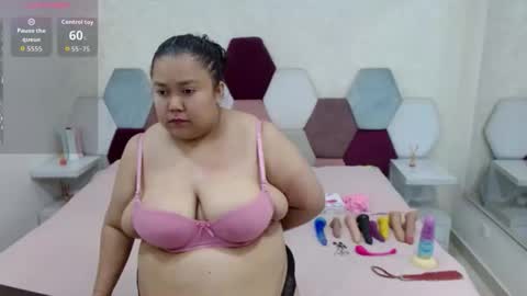 mariana online show from March 6, 4:02 pm