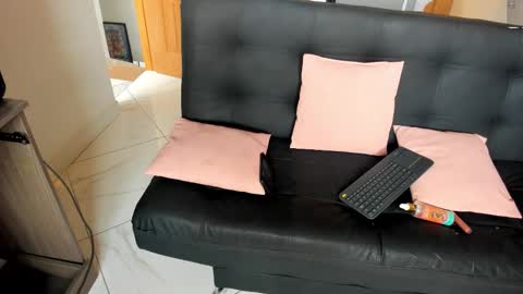 Mariana online show from January 9, 1:48 pm