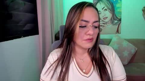 Mariana Lopez online show from February 9, 1:52 am