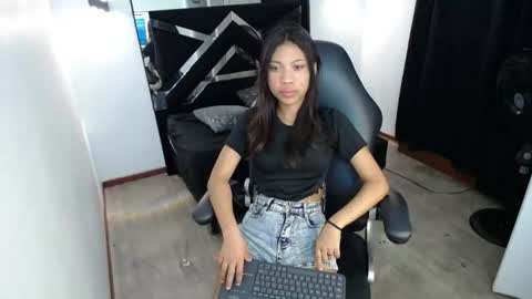 Mariana online show from July 2, 5:13 am