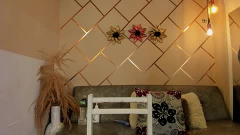 marianeporter online show from March 7, 3:35 am