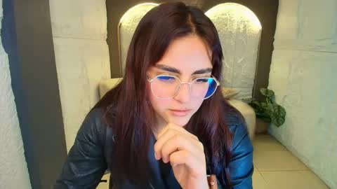 marianna_r_ online show from February 16, 8:52 pm