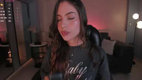 Marianne  online show from April 13, 12:56 am