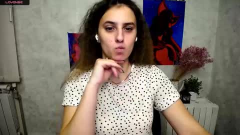 Snapshot of mariatess_ chatting on September 29, 7:57 am Mariia online show from September 29, 7:57 am