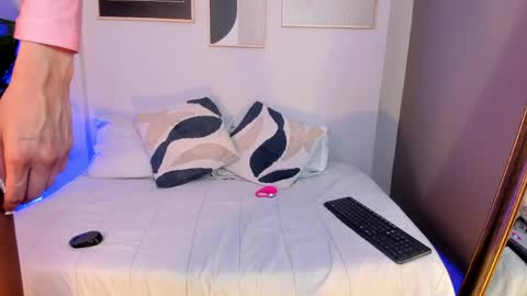 marie_bass online show from June 5, 2:23 pm