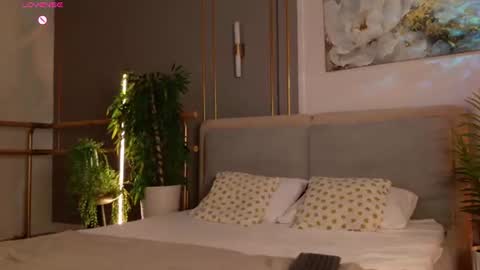 Marie LEAVE YOUR  WITH ME online show from July 13, 6:19 pm