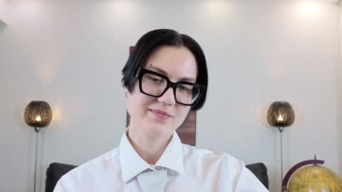 Marie Fitch online show from March 31, 12:43 am