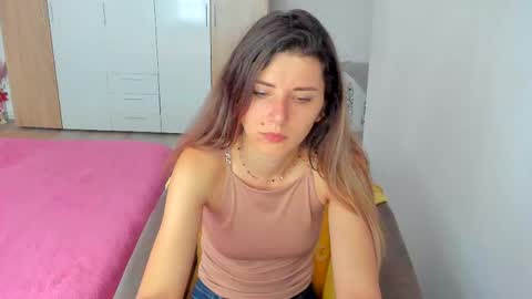 Marie   online show from June 4, 5:45 am