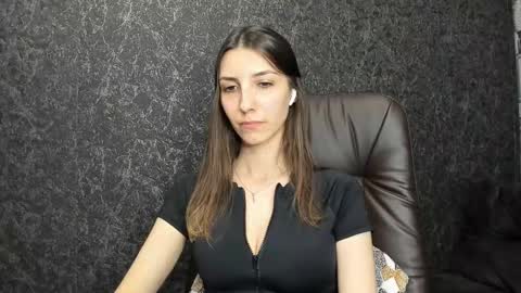 marielleanker online show from September 29, 5:01 am