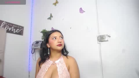 Snapshot of mariilulp303av chatting on February 23, 10:05 pm Marilu online show from February 23, 10:05 pm