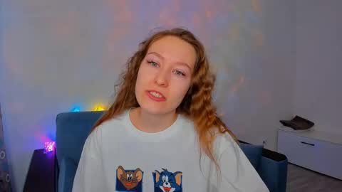 Snapshot of marilinal chatting on February 12, 4:01 am Marilina online show from February 12, 4:01 am