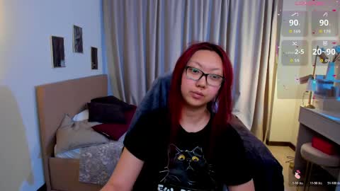 Marine  online show from April 4, 2:05 pm