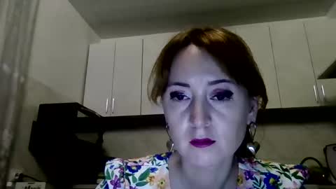 mariza_love359092 online show from February 8, 11:18 pm