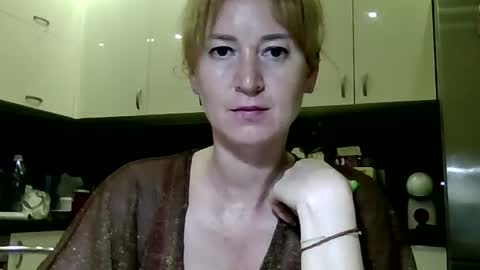 MarizaFouset online show from July 20, 9:15 pm