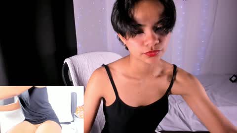 Snapshot of marlena3312 chatting on December 8, 12:52 pm Marlena online show from December 8, 12:52 pm