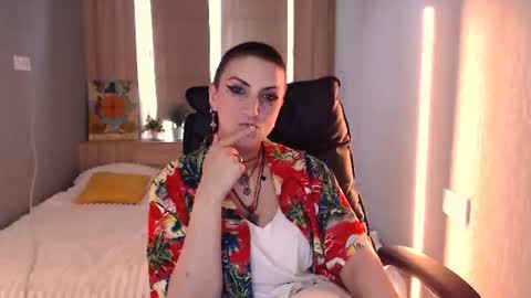 maromiassecret online show from July 28, 11:17 am