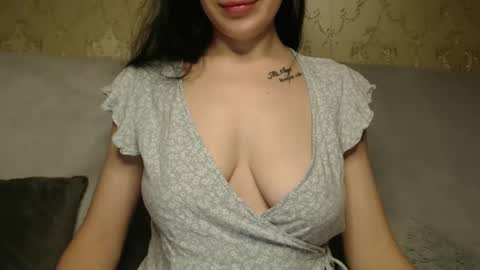 Snapshot of marry__ chatting on December 8, 8:47 pm marry__ online show from December 8, 8:47 pm