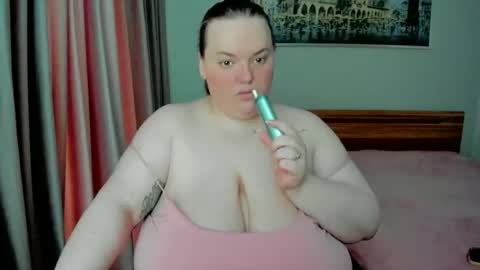 Mary online show from October 6, 9:26 am