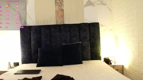 marscarlett online show from December 17, 11:25 am