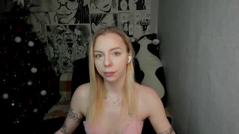 Martha Cameron online show from December 19, 8:55 pm