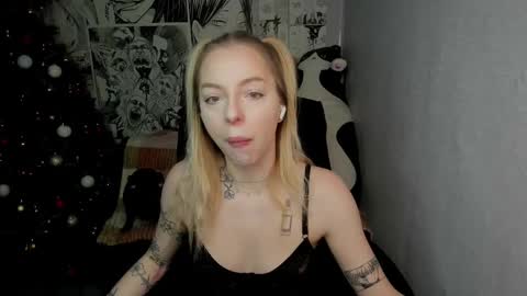 Martha Cameron online show from December 20, 8:23 pm