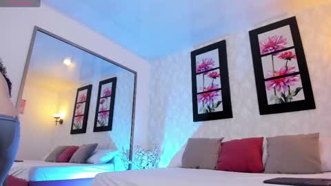 mari online show from November 18, 5:25 pm