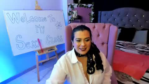   MARTINA   online show from March 7, 12:34 pm