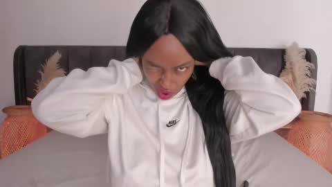 Laura online show from March 8, 5:58 am