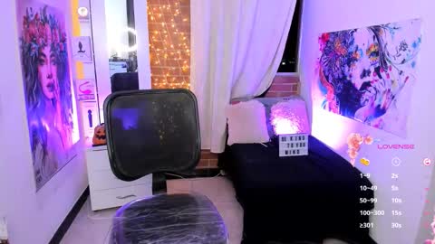      online show from November 23, 1:30 am