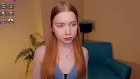 Snapshot of mary_hope_u chatting on February 20, 7:01 am Mary online show from February 20, 7:01 am