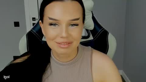 Snapshot of mary_jain13 chatting on October 9, 8:40 am mary_jain13 online show from October 9, 8:40 am