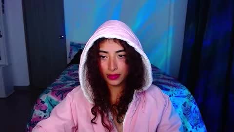 mary online show from September 20, 4:00 am