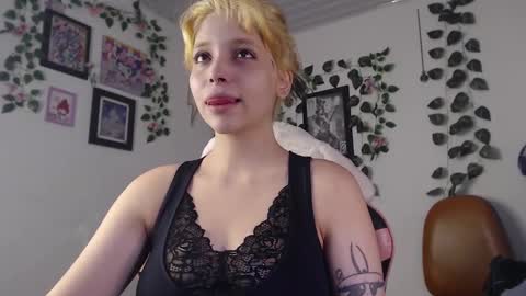                      100   online show from December 31, 2:03 pm