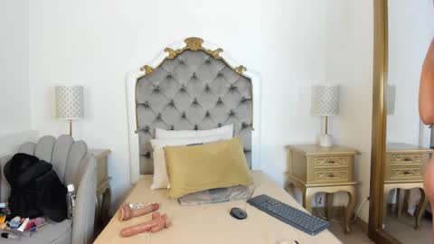 mary joseph online show from December 23, 4:16 am