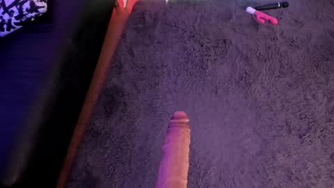 Mary online show from April 12, 7:55 am