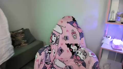 Mary GTM3Mon Wed Thu Sat Sun 0400 am-1030pm online show from October 25, 1:35 am