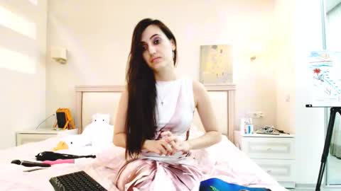 marya442004 online show from December 2, 1:29 am