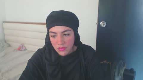 Snapshot of maryam_arabicmilk chatting on January 25, 3:47 pm maryam_arabicmilk online show from January 25, 3:47 pm