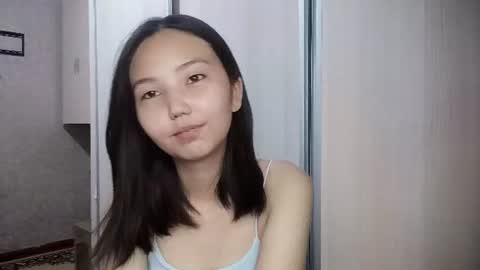 Lily online show from July 5, 1:06 pm