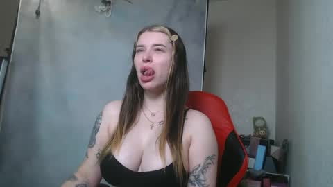 maryh0tlove online show from June 18, 9:58 am