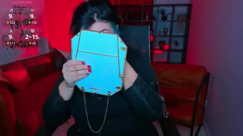 Mary online show from November 13, 2:54 am