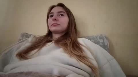 Snapshot of marylynreifsnider chatting on September 24, 10:36 am Hi My name is Elina Im 18 years old. online show from September 24, 10:36 am