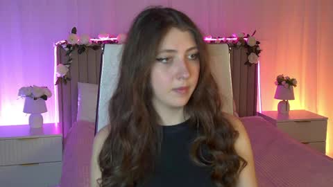 Mary Miller online show from April 1, 1:41 pm