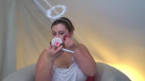 MaryMurrays online show from October 27, 6:46 pm