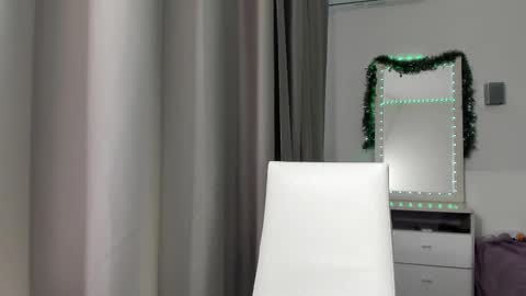 Mary online show from January 13, 6:30 am