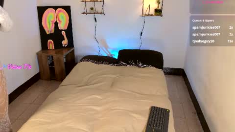 maryybellax online show from June 19, 12:26 am