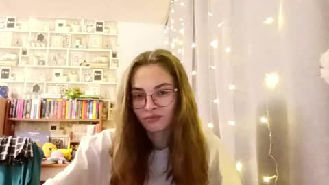 Kelly online show from March 17, 12:09 pm