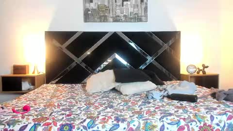 Scarlet  online show from July 24, 2:09 am