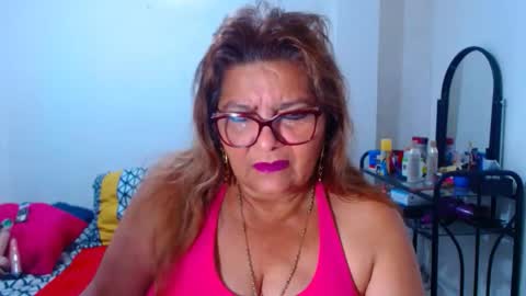 maturehot649 online show from March 18, 12:21 pm