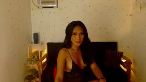 Snapshot of maturity_mommy_intown chatting on October 5, 10:53 am maturity_mommy_intown online show from October 5, 10:53 am